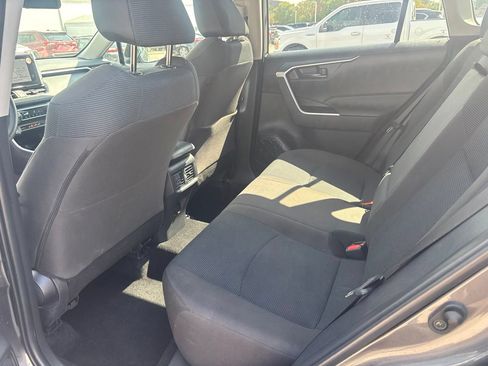 Used 2025 Toyota RAV4 LE AWD/4WD image 13