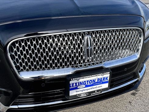 Used 2019 Lincoln Continental Select image 34