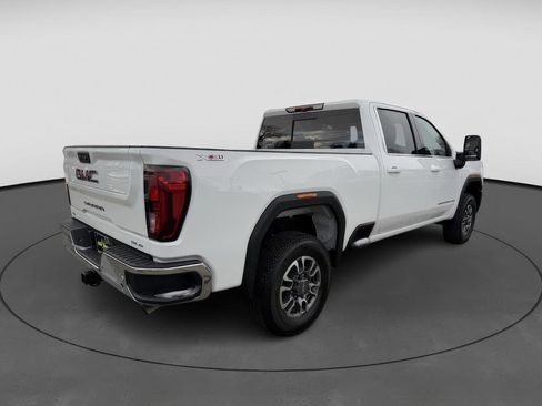 New 2026 GMC Sierra 2500 SLE w/ SLE Value Package; image 6