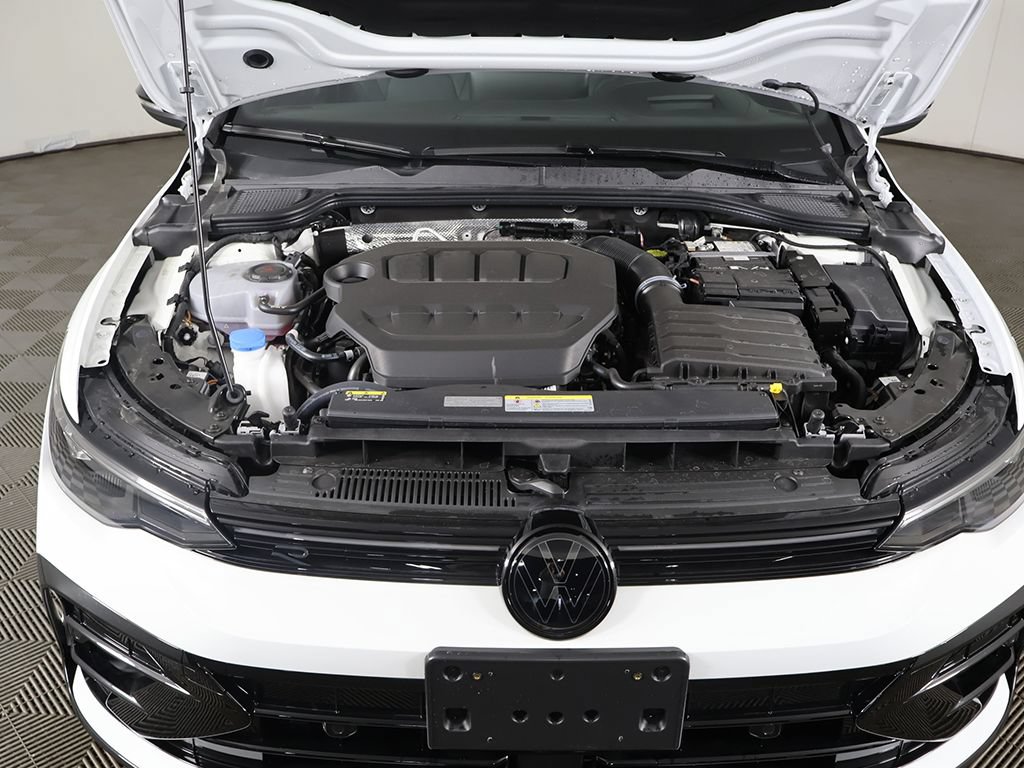 Used 2026 Volkswagen Golf R AWD/4WD image 21