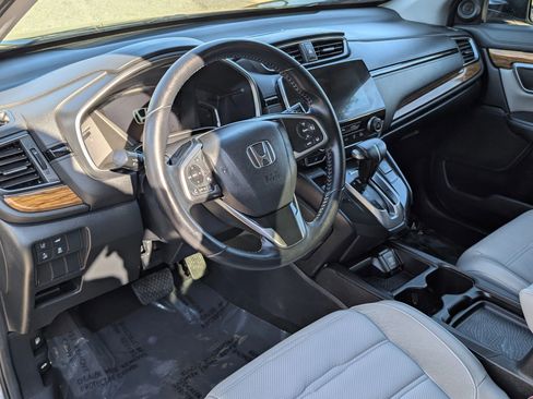 Used 2017 Honda CR-V Touring image 19