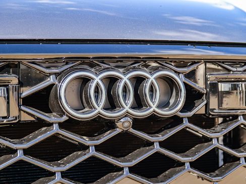 New 2026 Audi RS Q8 performance image 11