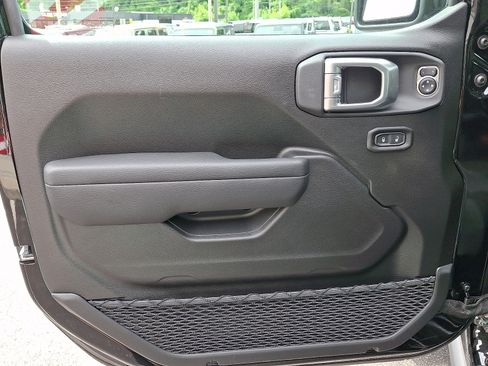 New 2026 Jeep Wrangler Unlimited Sport AWD/4WD image 8