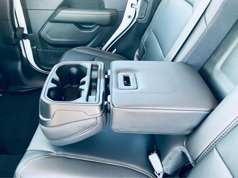 Used 2025 Jeep Wrangler Sahara w/ Technology Group image 44