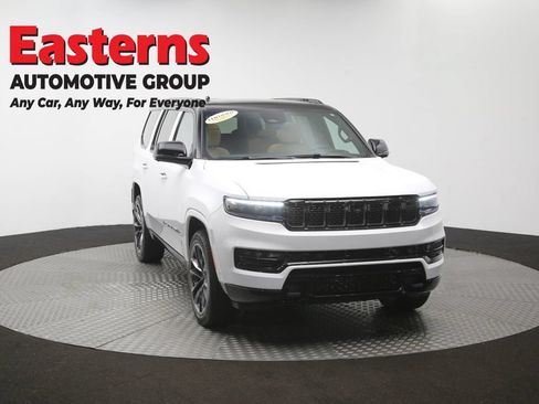 Used 2025 Jeep Grand Wagoneer Series III w/ Rear Seat Video Group 1 AWD/4WD image 56