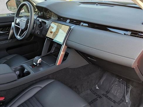 Certified 2025 Land Rover Discovery Sport S image 23