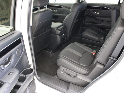 Used 2024 Honda Pilot EX-L image 27