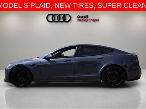 Used 2021 Tesla Model S Plaid AWD/4WD image 2