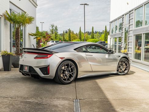 Used 2018 Acura NSX AWD/4WD image 7
