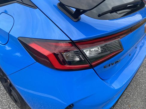 Used 2023 Honda Civic Type R image 11