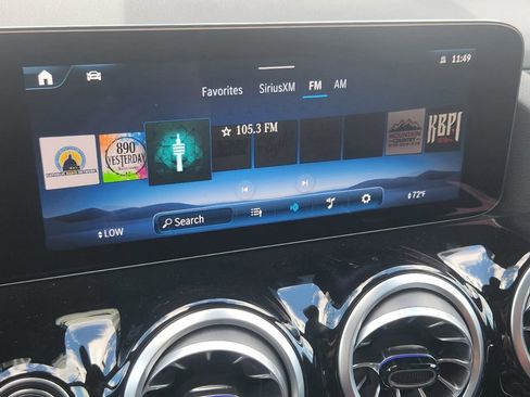 New 2025 Mercedes-Benz GLA 250 4MATIC image 24