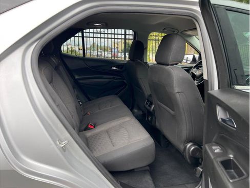 Used 2019 Chevrolet Equinox LT image 18