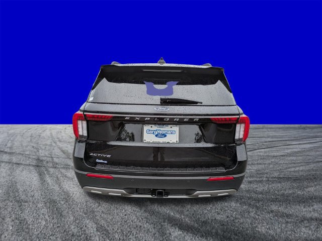 Certified 2026 Ford Explorer Active w/ Active Comfort Package RWD image 5
