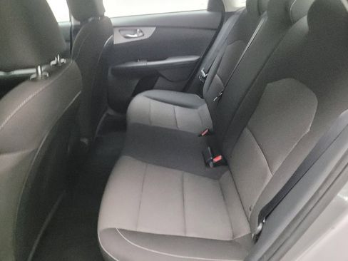 Used 2023 Kia Forte LXS image 18