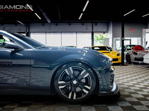 Used 2014 Chevrolet Camaro ZL1 RWD image 26