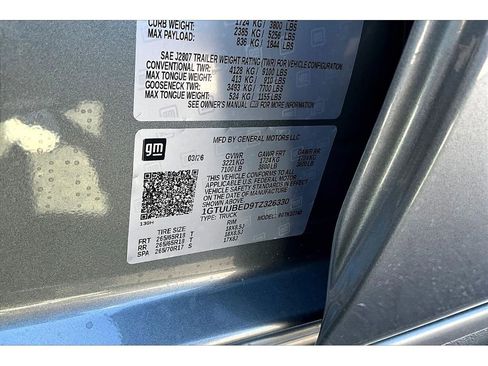 New 2026 GMC Sierra 1500 SLE image 14