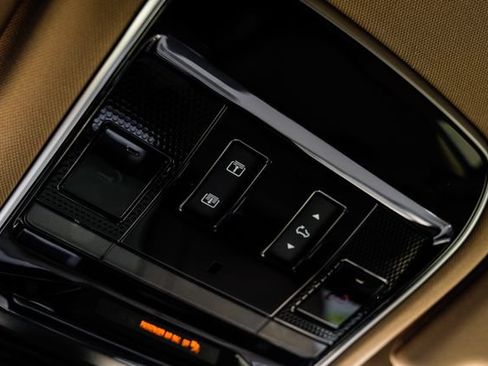 New 2026 Land Rover Range Rover SE AWD/4WD image 34