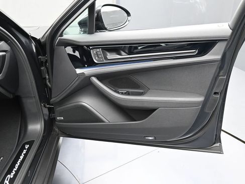 New 2026 Porsche Panamera 4 image 28