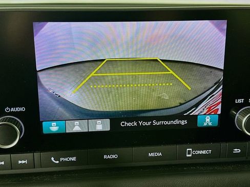 Used 2024 Honda HR-V Sport image 11