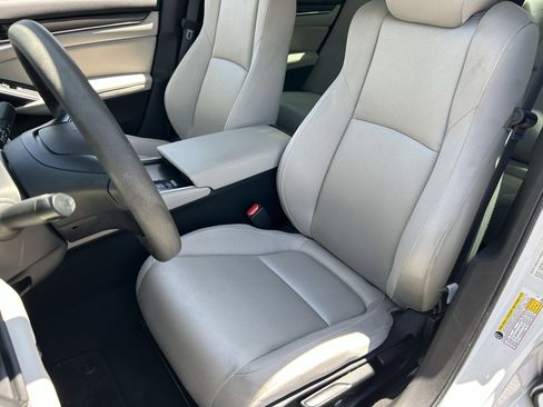 Used 2019 Honda Accord LX image 18