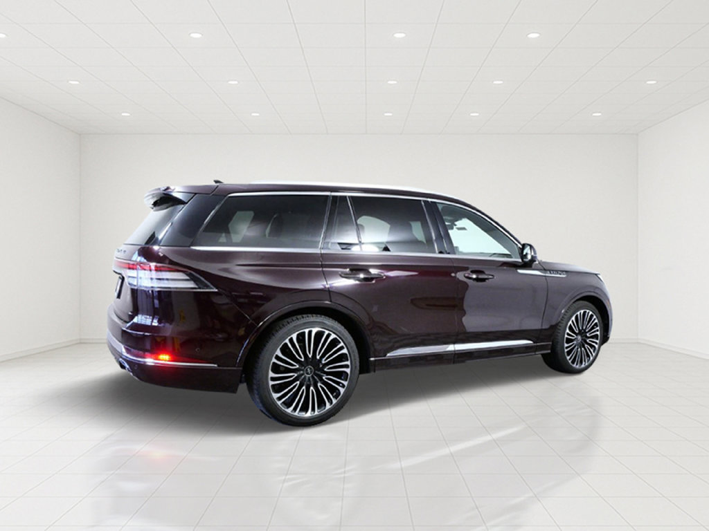 Certified 2023 Lincoln Aviator Black Label w/ Dynamic Handling Package AWD/4WD image 6