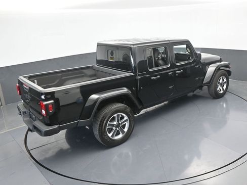 Used 2024 Jeep Gladiator Sport w/ Premium Package image 49