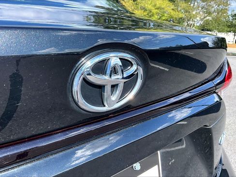 Used 2020 Toyota Corolla LE FWD image 31