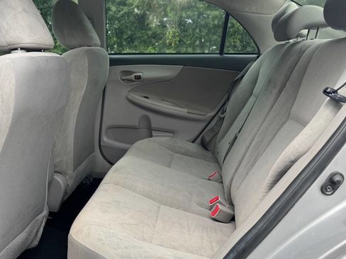 Used 2012 Toyota Corolla L image 10