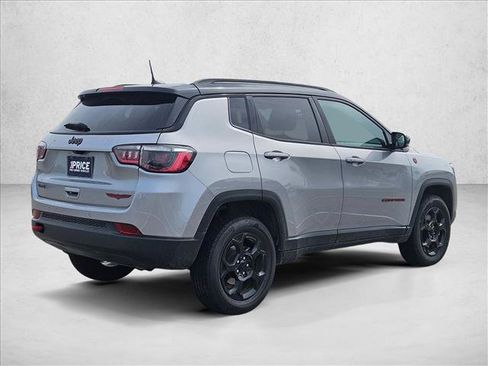 Used 2023 Jeep Compass Trailhawk AWD/4WD image 5