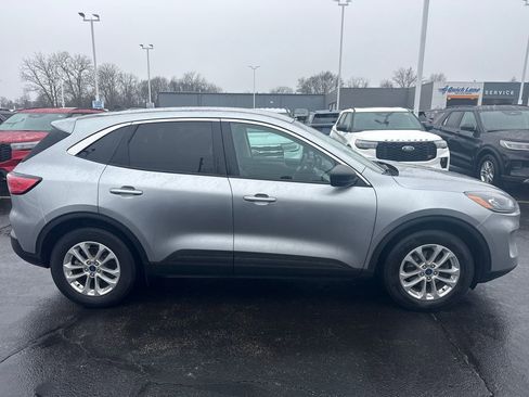 Used 2022 Ford Escape SE w/ Convenience Package FWD image 7