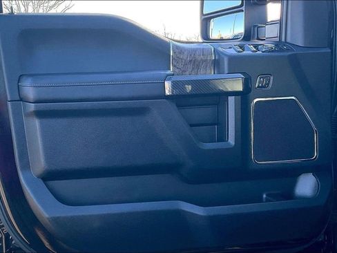 Used 2017 Ford F350 Lariat w/ Lariat Ultimate Package image 23