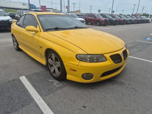 Used 2004 Pontiac GTO RWD image 2