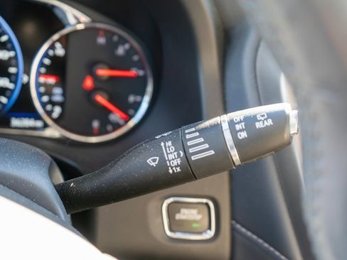 Used 2022 GMC Acadia Denali w/ Trailering Package image 28