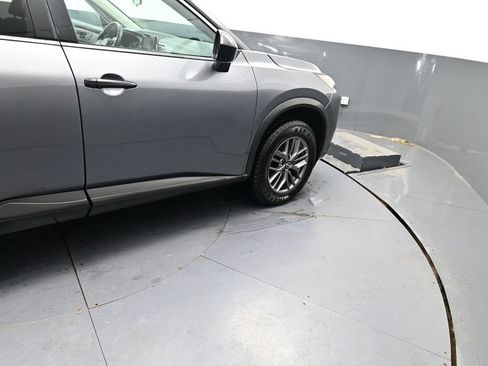 Used 2024 Nissan Rogue S AWD/4WD image 22