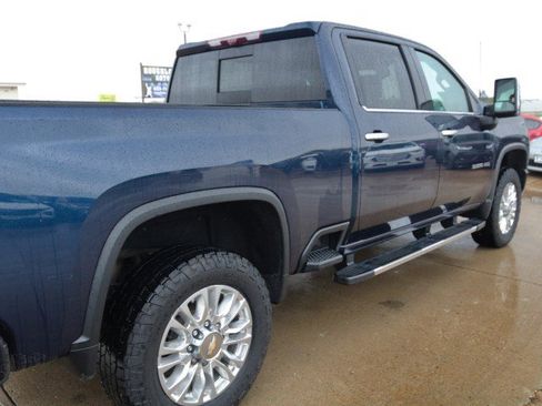 Used 2021 Chevrolet Silverado 3500 High Country w/ Technology Package image 10