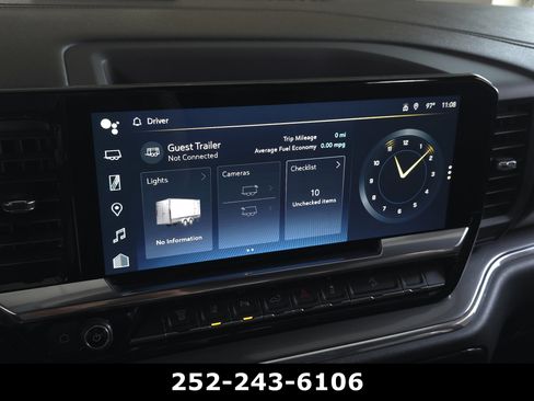 Used 2024 Chevrolet Silverado 2500 High Country w/ Technology Package AWD/4WD image 16