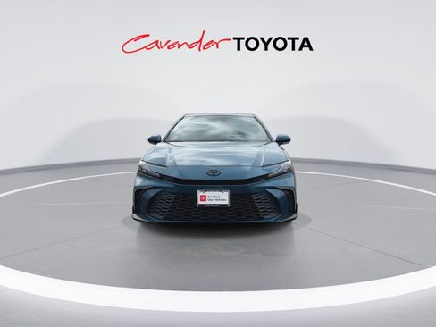 Certified 2025 Toyota Camry SE w/ Convenience Package FWD image 3