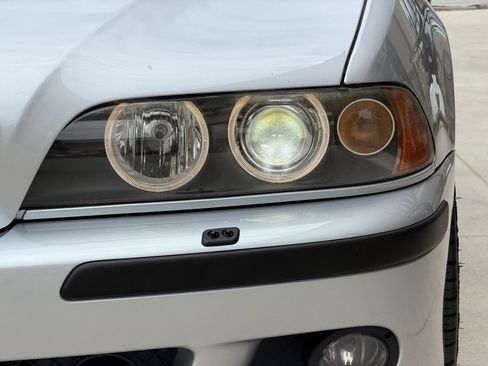 Used 2002 BMW M5 RWD image 17