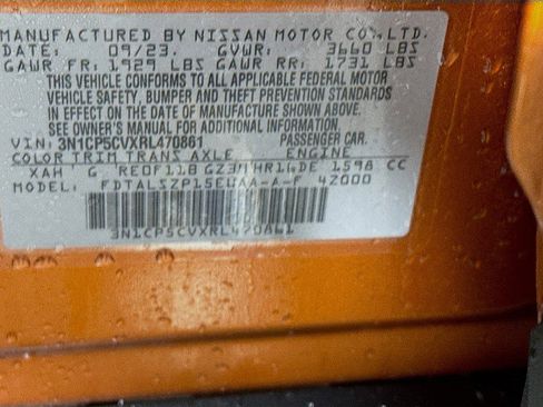 Used 2024 Nissan Kicks SV image 29