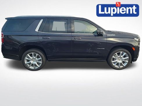 Used 2024 Chevrolet Tahoe High Country w/ Advanced Technology Package image 3