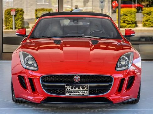 Used 2017 Jaguar F-TYPE Convertible RWD image 6