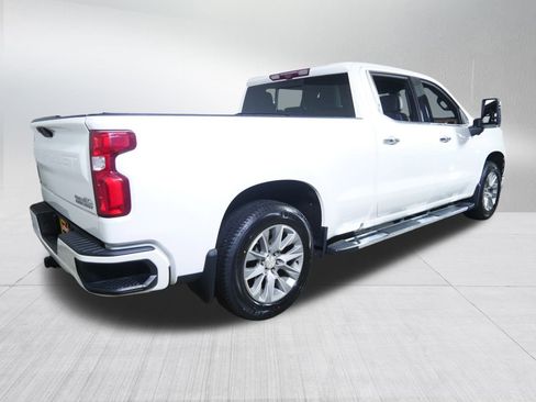 Used 2021 Chevrolet Silverado 1500 High Country w/ Technology Package image 7