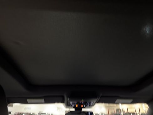 New 2026 Volkswagen Tiguan SE R-Line AWD/4WD image 27