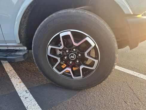 Used 2021 Ford Bronco Outer Banks AWD/4WD image 38