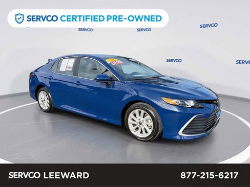 Used 2023 Toyota Camry LE image 1