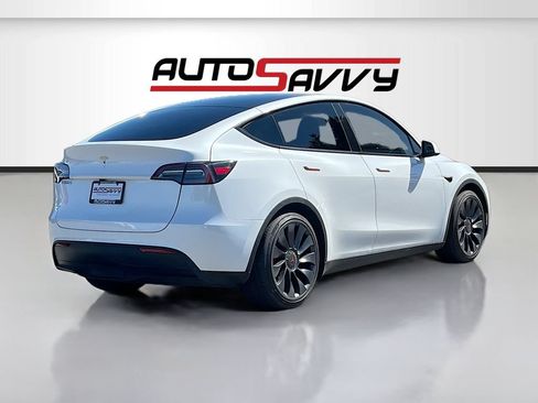 Used 2024 Tesla Model Y Performance AWD/4WD image 7