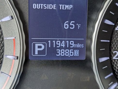 Used 2017 INFINITI Q70 L 3.7 image 21