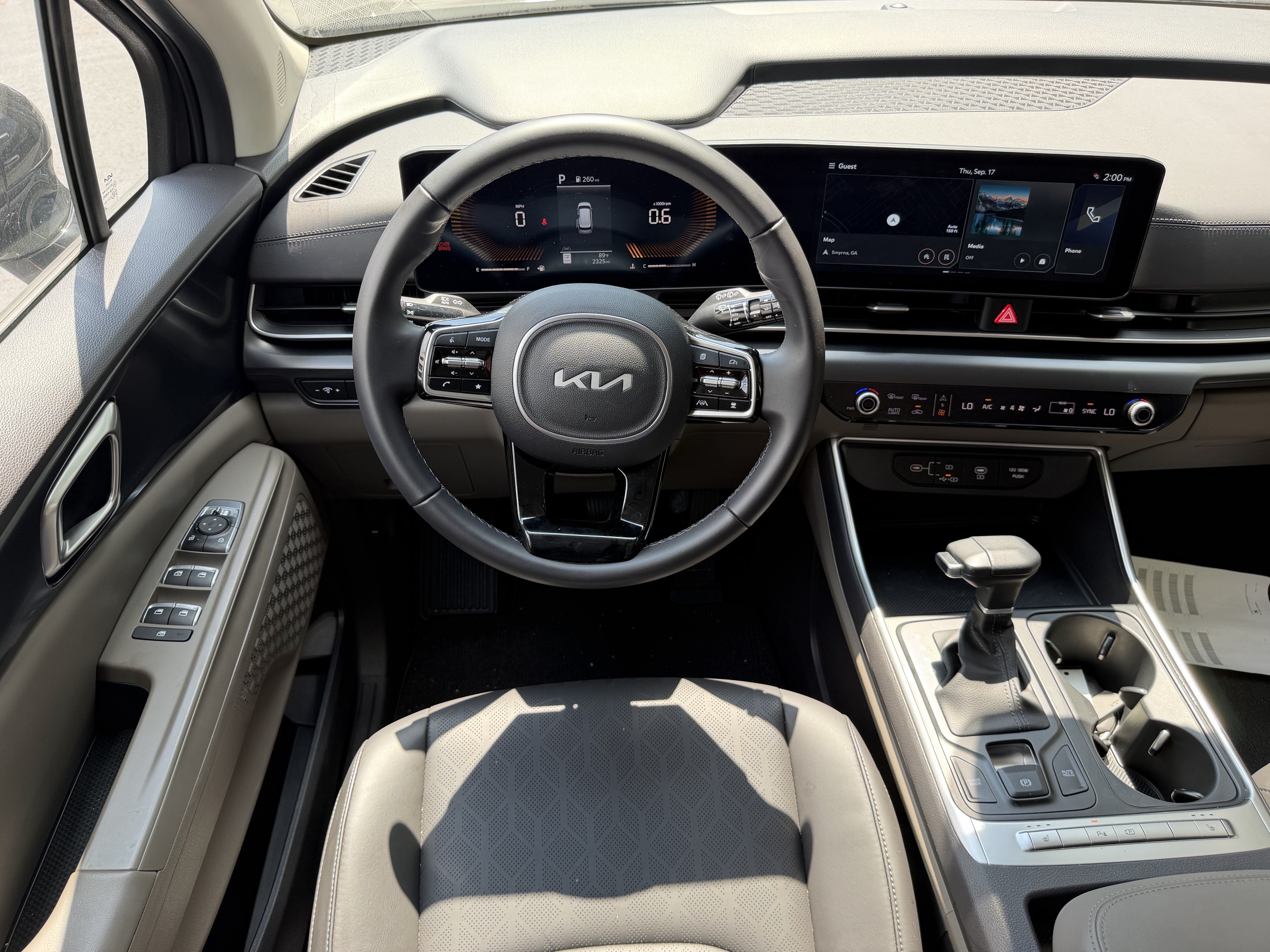 Certified 2026 Kia Carnival FWD image 21