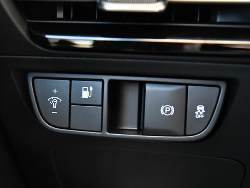 Used 2024 Kia EV6 Light RWD image 40