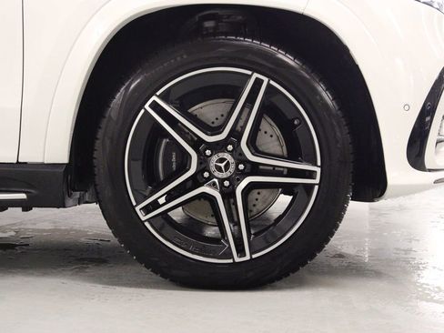 New 2026 Mercedes-Benz GLS 450 4MATIC image 7